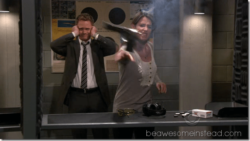 HIMYM_Of_course_Robin_Barney_gun